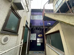 スターフィールズ幡ヶ谷【1階】の外観