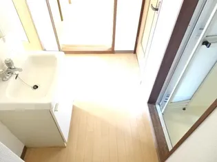 タウンハタガサキ A【1階】の内装