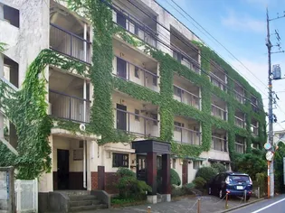 潤マンション【2階】の外観