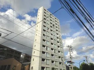 東京都新宿区上落合1【マンション】の外観