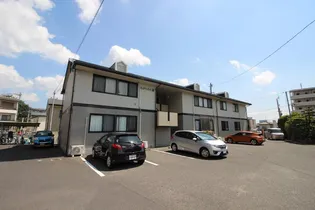 ピュアハウス絹【2階】の外観