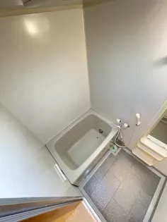 メゾンラフォーレの風呂