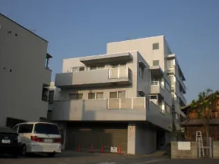 パインベルテ御陵【2階】の外観