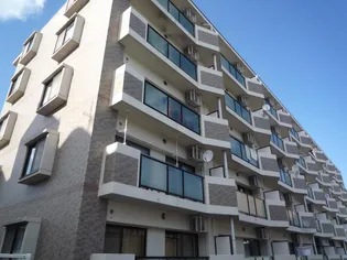 プルミエール泉【4階】の外観