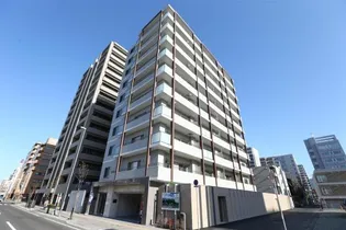 マストライフ知事公館【6階】の外観