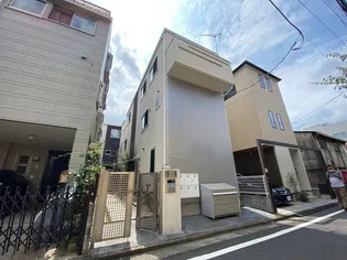 フルーレ目白【1階】の外観