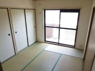 ユーミー青柳3号館【1階】の内装