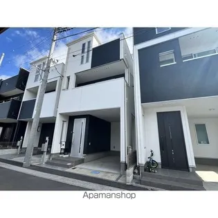 埼玉県川口市南鳩ヶ谷3【一戸建】の外観