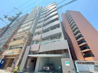 新大阪セレニテ【5階】の外観