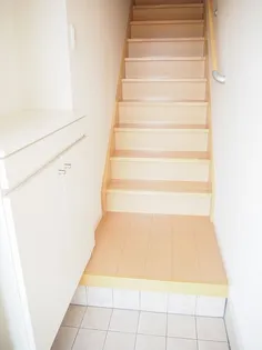 ボニート【2階】の玄関