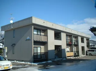 ドルフィンハウス【2階】の外観