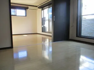 フレールリアン東照宮II【1階】の外観