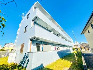 スチューデントマンション【2階】の外観