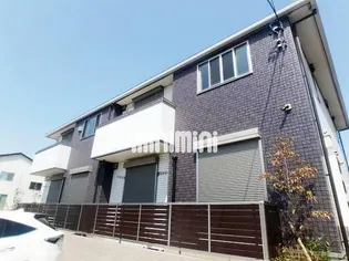 ラシーネ東出の画像