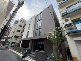 メゾン・ド・パンテュール【4階】の外観