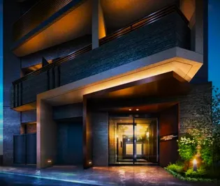 東京都千代田区岩本町3【マンション】の外観