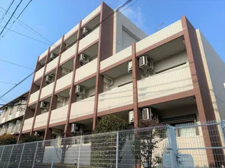 菱屋西山帽子館【1階】の外観