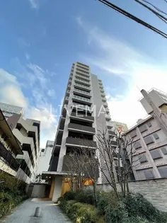 ガレリア東新宿【4階】の外観