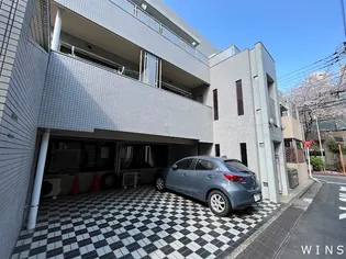 東京都新宿区西新宿4【マンション】の外観