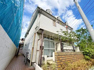 シャンブルハイツ【2階】の外観