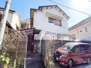 新八雲荘【2階】の外観