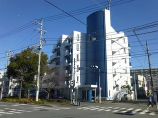 ステップス【2階】の外観