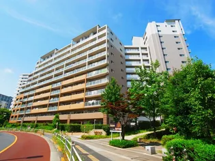 ロイヤルパークスリバーサイド【6階】の外観