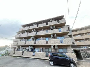 坊田ビル【4階】の外観