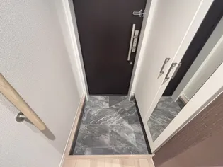 キューブ・ステージ【1階】の玄関