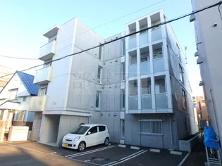 ダイナスティアVIの画像