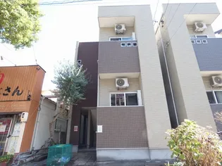 クリスタルガーデン【1階】の外観