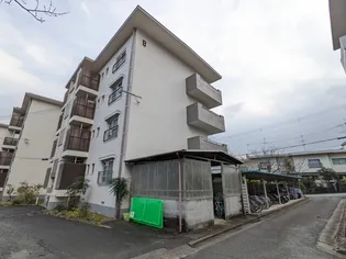 円明寺ヶ丘団地B棟の画像