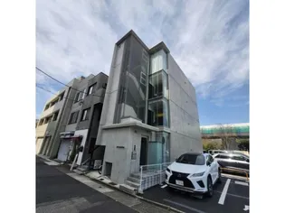 attraction【2階】の外観