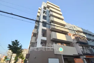 スプリーム新大阪【6階】の外観