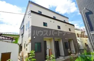 レアマハロ舎人の外観