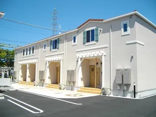 鳥取県倉吉市米田町【アパート】の外観