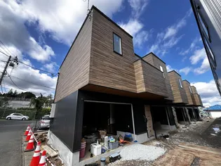 Garage Villa Shivers Bの外観