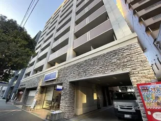 東京都港区三田1【マンション】の外観