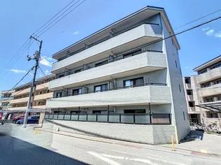 ヴィクトワール南方【4階】の外観