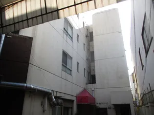 大阪府大阪市西成区玉出中2【マンション】の外観