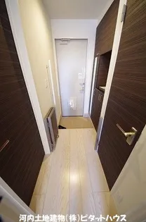 カーサ・フォルテ【1階】の玄関