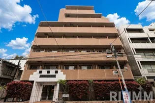 東京都新宿区新小川町【マンション】の外観