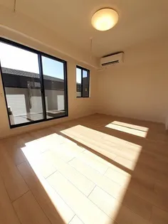 クオーレD【2階】の居間