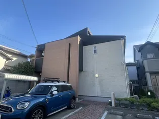 カ-サ デ カロ-レの外観