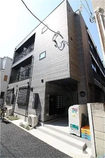 Ma Cachette【2階】の外観