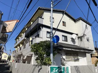 クイーンズコート2号館の画像