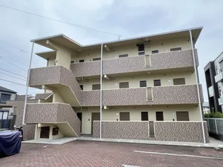 ラ ルミエールの画像