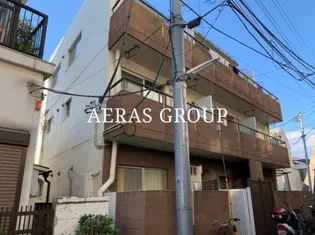クレドハウス新宿の外観
