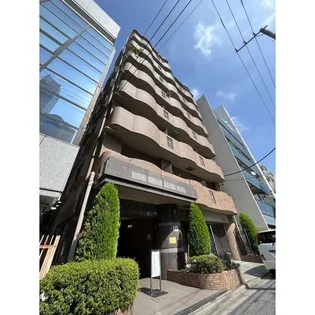 新宿サニーコート【2階】の外観