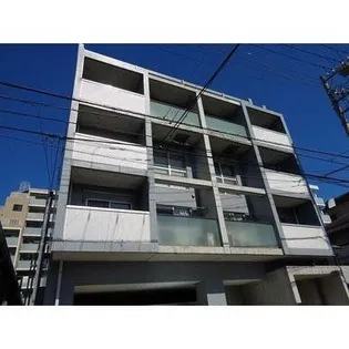 コライユの外観